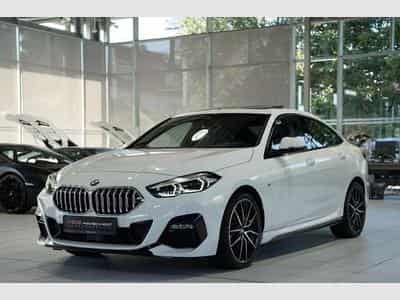 BMW 218 i M Sport *2.H *Sportsitze *H&K (2023) - Foto 4