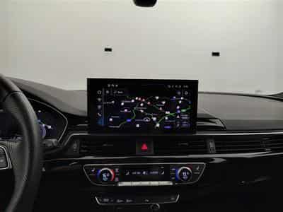 Audi A4 Avant 35 TFSI S-Tronic S-line Compétition (2024) - Foto 11