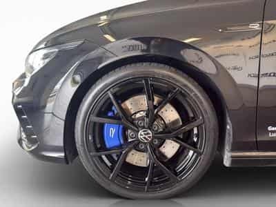 VW Golf PERFORMANCE (2024) - Foto 8
