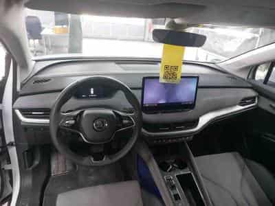 Skoda Enyaq Standard (2025) - Foto 5