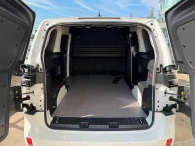 VW ID.Buzz CARGO (2026) - Foto 10