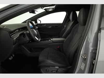 VW ID.7 Pro 210 kW (2026) - Foto 9