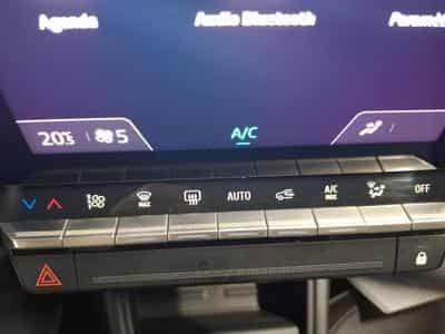 Renault Captur 1.0 Tce Techno GPF (2025) - Foto 12