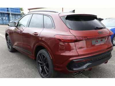 Audi Q5 Q5 TDI Hybride 204 2xS Line Black Pack (2026) - Foto 4