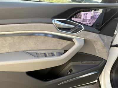 Audi e-tron 55 QUATTRO 408 SPORTBACK 95KWH *GARANTIE 36 MOIS EUROPÉENNE* (2020) - Foto 11