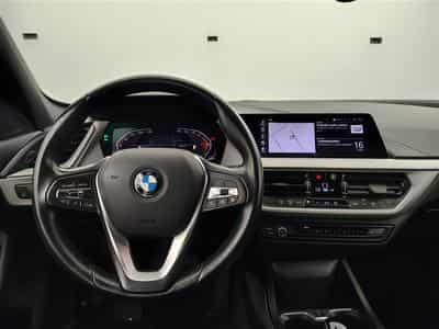 BMW 118 118iA Business Line NAVI/FULL LED/JA17/PDC AV AR (2022) - Foto 9
