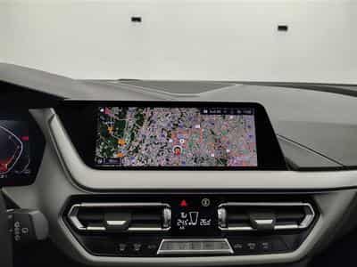BMW 118 i Navi Cockpit / Led / PDC (2022) - Foto 11