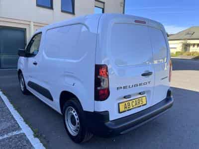 Peugeot Partner 1.5 BlueHdi 100cv Clim - PDC AR - Car Play - !!! NEUF !!! (2026) - Foto 9