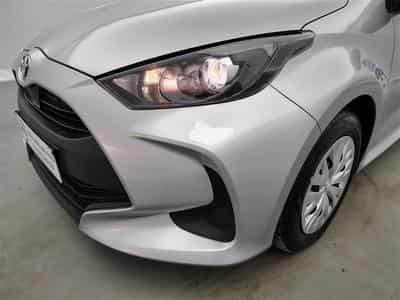 Toyota Yaris 1.5i VVT-i Hybrid E-CVT CARPLAY / CLIM (2025) - Foto 15