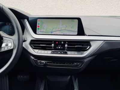 BMW 118 118i Automatique // Révisée Et Garantie ✅✅✅ (2022) - Foto 10