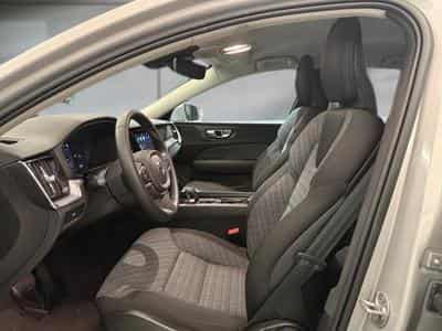 Volvo S60 -46% 2,0 MHEV 197CV Core (2024) - Foto 8