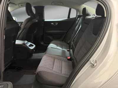 Volvo S60 -46% 2,0 MHEV 197CV Core (2024) - Foto 9