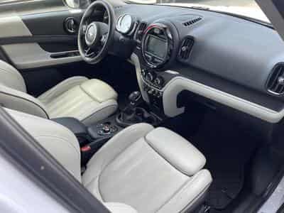 MINI Countryman SE Countryman ALL4 plug-in/GPS/Sièges chauffants (2018) - Foto 8