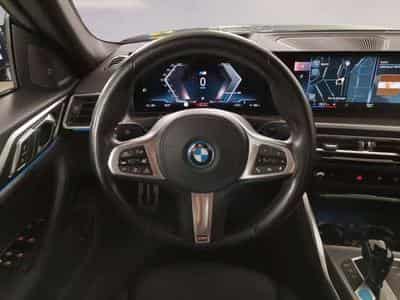BMW i4 eDrive40 (2023) - Foto 10