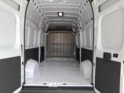 Peugeot Boxer 435 L3H3 (2026) - Foto 13