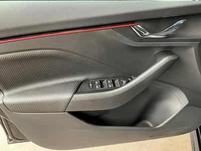Skoda Kamiq Monte-Carlo+DSG+RearView+LED+P.Ass.-Drive+ (2025) - Foto 14