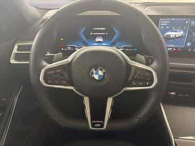 BMW 330 d xDrive M Sportpaket Head-Up HK HiFi DAB (2025) - Foto 11