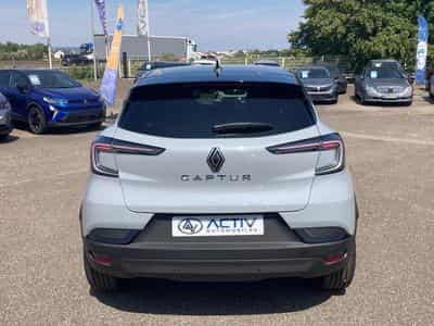 Renault Captur 1.2 TCE 115 TECHNO (2026) - Foto 6