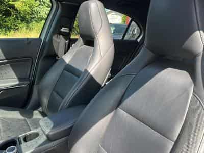 Mercedes CLASSE A 220 D FASCINATION 7G-DCT (2017) - Foto 13