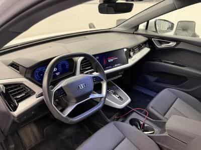 Audi Q4 e-tron Sportback 45 286 CH / 210 kW (2024) - Foto 4
