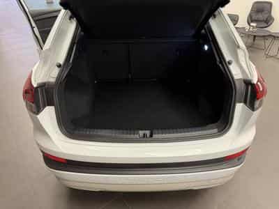 Audi Q4 e-tron Sportback 45 286 CH / 210 kW (2024) - Foto 8