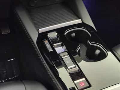 Citroen C5 X 1.2 PureTech 130cv EAT8 Plus NAVI / FULL LED / CUIR / CAMERA (2024) - Foto 12