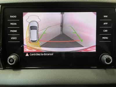 Skoda Karoq 2.0 TDI 115 DSG7 BUSINESS GPS CARPLAY (2023) - Foto 5