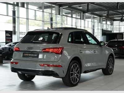 Audi Q5 40 TFSI q S line 1.H *20 *Pano *AHK *Matrix (2024) - Foto 7