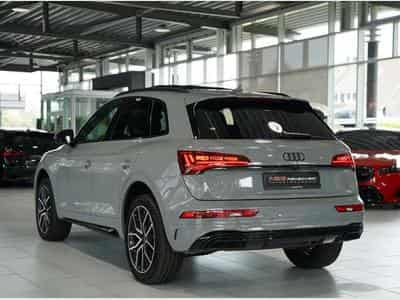 Audi Q5 40 TFSI q S line 1.H *20 *Pano *AHK *Matrix (2024) - Foto 9