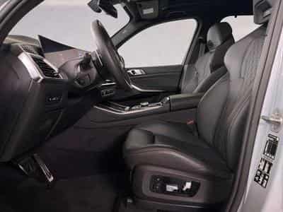 BMW X5 xDrive30d M Sportpaket (2025) - Foto 8