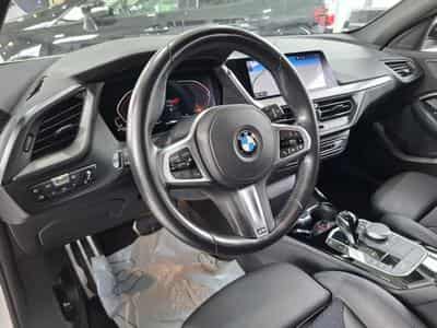 BMW 118 i M SPORT PAKET, NAVI, LED, COCKPIT DIGITAL, CARPLAY, PDC, (2021) - Foto 8