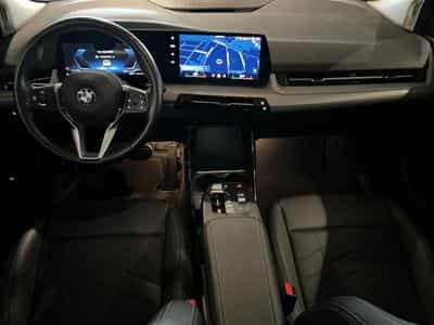 BMW 216 216i Active Tourer (2023) - Foto 8