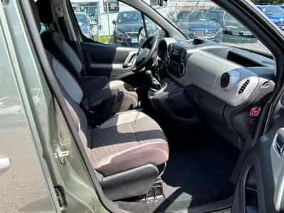 Peugeot Partner Partner Tepee Outdoor 1.6 *Klima*Euro5* (2011) - Foto 9