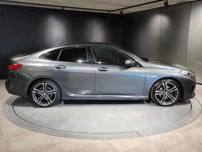 BMW 218 218iA PACK M GPS CUIR CARPLAY BLUETOOTH PHARES LED (2021) - Foto 2