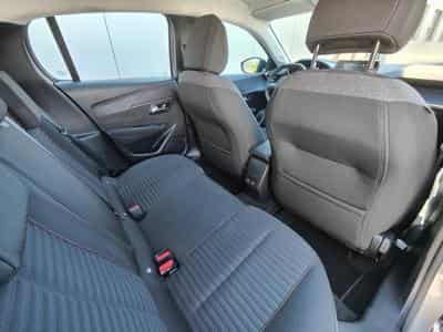 Peugeot 208 50kWh 362 KMS CARPLAY CAMERA BLUETOOTH (2023) - Foto 8