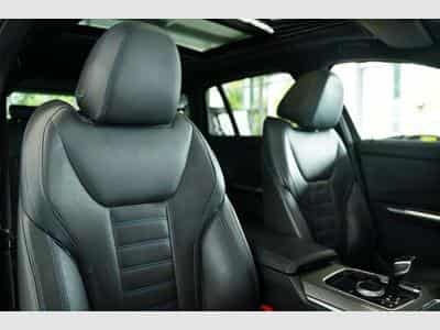 BMW 320 d Touring M Sportpaket *ACC*Pano*LiveCockpit (2021) - Foto 13