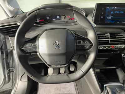 Peugeot 208 1.2 ESSENCE 75 CV ALLURE STYLE CARPLAY 5P (2023) - Foto 8