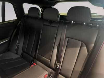 BMW 330 330e Touring M Sport (2025) - Foto 14