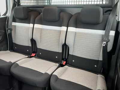 Citroën Berlingo 1.5 BlueHDi 130 EAT8 Plus (2026) - Foto 8