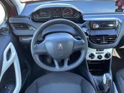 Peugeot 208 1.0 PURETECH LIKE 5P (2015) - Foto 10