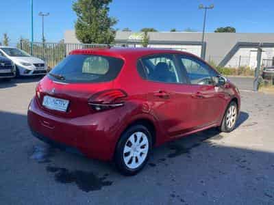 Peugeot 208 1.0 PURETECH LIKE 5P (2015) - Foto 5