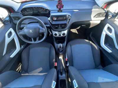 Peugeot 208 1.0 PURETECH LIKE 5P (2015) - Foto 9