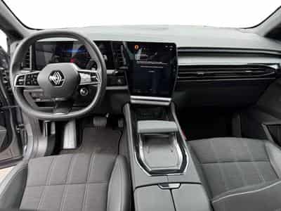 Renault Austral Techno E-tech full hybrid 200cv (2025) - Foto 6