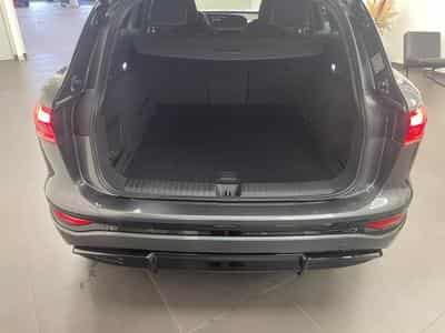 Audi Q6 e-tron S line 252 CH / 185 kW (2025) - Foto 8