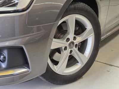 Audi A4 35 TDI 163CV AVANT S-TRONIC (2020) - Foto 3