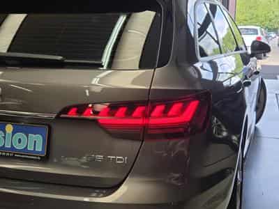 Audi A4 35 TDI 163CV AVANT S-TRONIC (2020) - Foto 5