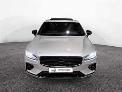 Volvo S60 2.0 B3 MHE R-Design Geartronic NAVI / PANO/ H-KARDON / JA 19 (2022) - Foto 4