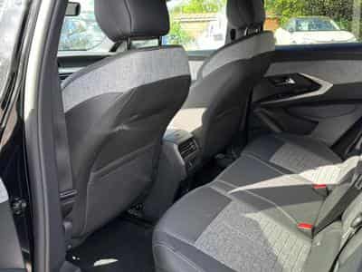 Peugeot 3008 1.2 HYBRID 145 ALLURE E-DCS6 (2025) - Foto 13