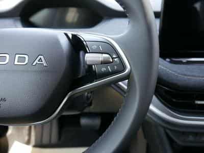 Skoda Elroq 60*ACC*PDC*LED*SHZ*KAMERA*TEMPOMAT*KLIMA*SMARTLINK*EL-HECKKL (2026) - Foto 14