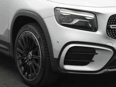 Mercedes GLB 200 d AMG-Line Multi+AHK+Kamera+Night (2025) - Foto 9